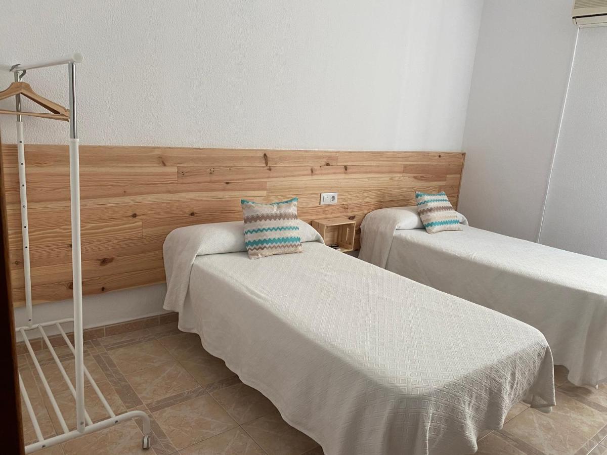 Hostal Barbate Bagian luar foto