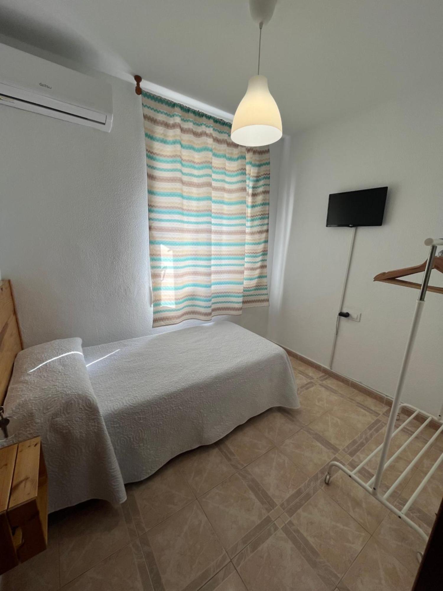 Hostal Barbate Bagian luar foto