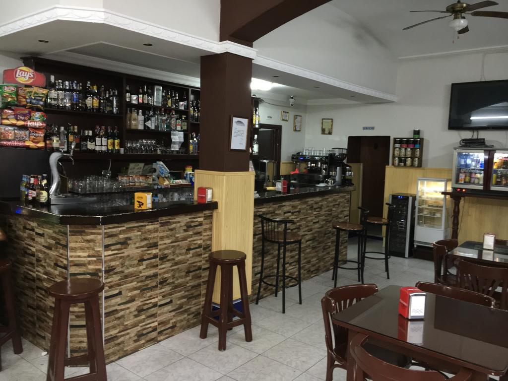 Hostal Barbate Bagian luar foto