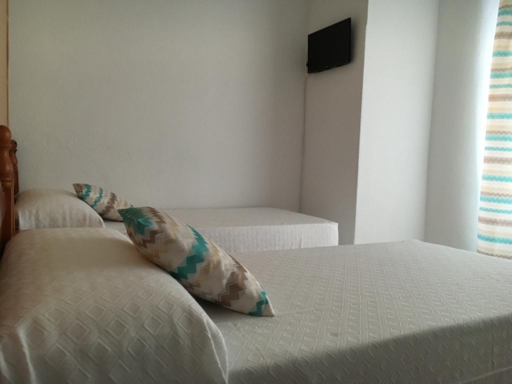 Hostal Barbate Bagian luar foto